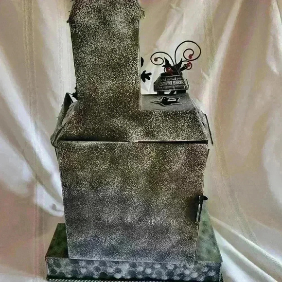 Large Haunted Mansion Candle Holder - Picture 4 of 10